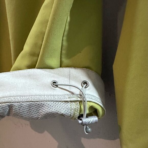 Cutter & Buck Green Bay Packers Lightweight jacket. Size -M - Picture 6 of 15